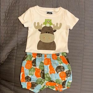 Mudpie Baby boys short set outfit.